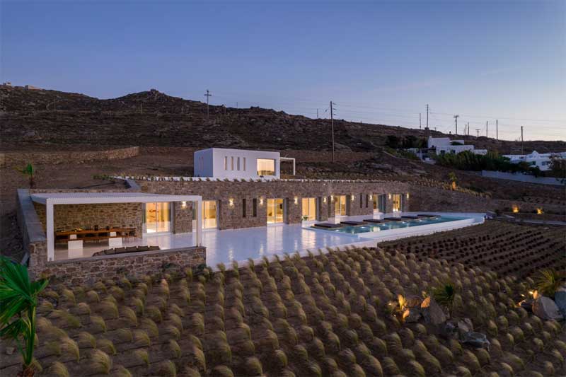VILLA MANHATTAN